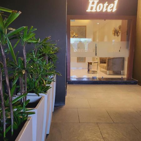 Shehnai Hotel And Banquet Hisar Екстер'єр фото